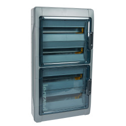 601988 Legrand Coffret étanche plexo 72 modules soit 4 rangées de 18 modules - étanchéité IP65 - Avec embouts passe-câbles