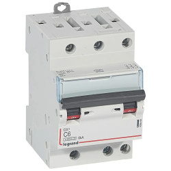 406888 Legrand DX3 - Disjoncteur triphasé 6A 3P C6 - 4,5/6kA - 400V - Courbe C - Vis/vis - 3 modules - Peigne HX3