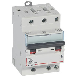 406893 Legrand DX3 - Disjoncteur triphasé 20A 3P C20 - 4,5/6kA - 400V - Courbe C - Vis/vis - 3 modules - Peigne HX3