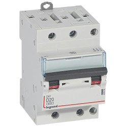 408069 Legrand DX3 - Disjoncteur triphasé 20A 3P D20 - 6/10kA - 400V - Courbe D - Vis/vis - 3 modules - Peigne HX3