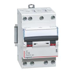 406910 Legrand DX3 - Disjoncteur tétrapolaire 16A 4P C16 - 4,5/6kA - 400V - Courbe C - Vis/vis - 3 modules - Peigne HX3