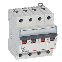 408150 Legrand DX3 - Disjoncteur tétrapolaire 32A 4P D32 6000A/10kA - Courbe D - 400V - À vis - 4 modules